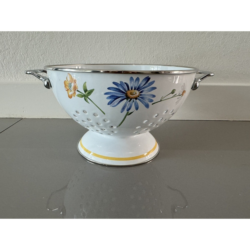 VILLEROY & BOCH RARE Farmhouse Floral & white Colander